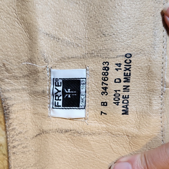 FRYE Women's Lindsay Logo Zip Riding Boot, Redwood, 6B - Picture 9 of 12